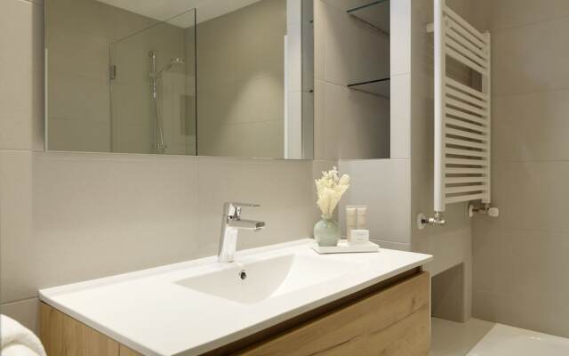 Larroka Apartment by FeelFree Rentals