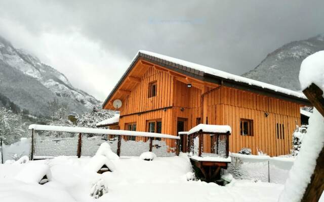 Chalet with 4 Bedrooms in Le Biot, with Wonderful Mountain View, Furnished Garden And Wifi - 10 Km From the Slopes