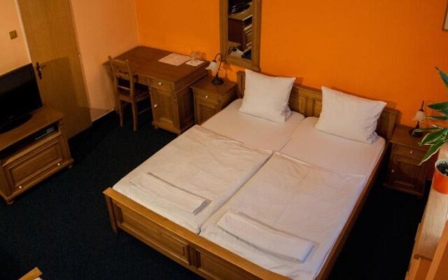 Hotel a Restaurace U Hrnčíře