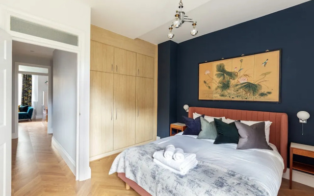 Beautiful 2 Bedroom Garden flat