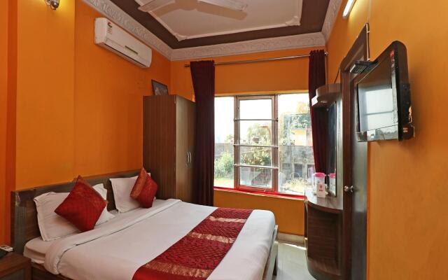 OYO 11637 Hotel Novelty