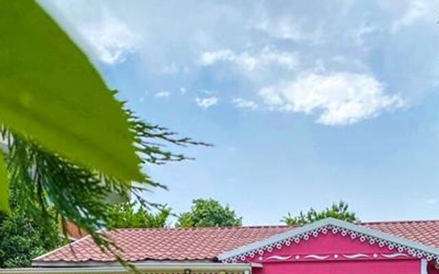 Maşukiye Pink House Bungalow