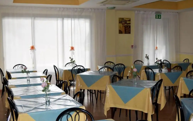 Hotel Criss 2