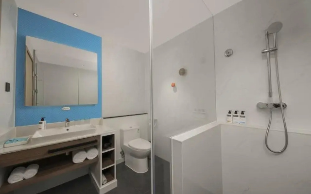 Holiday Inn Express Chongqing Caiyun Lake by IHG