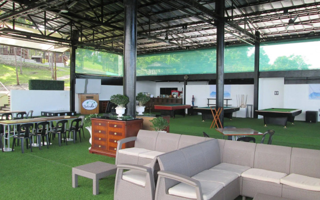 Ultra Winds Mountain Resort