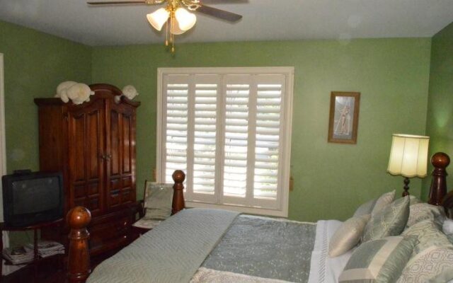 Eagle's Wing Bed and Breakfast