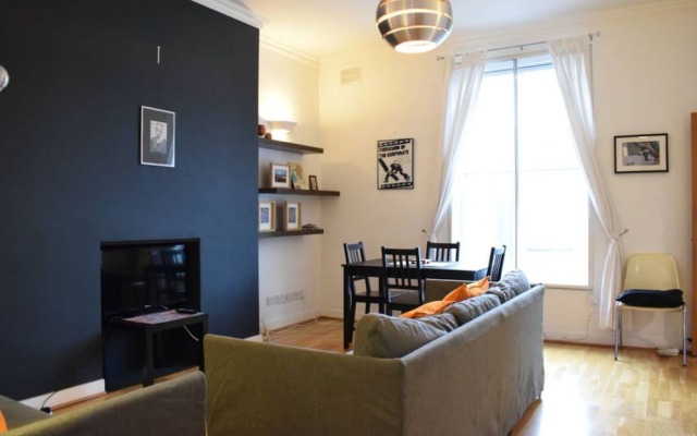 2 Bedroom Flat Sleeps 4 In Clapton