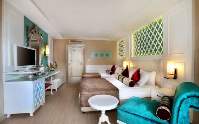 Adenya Hotel & Resort