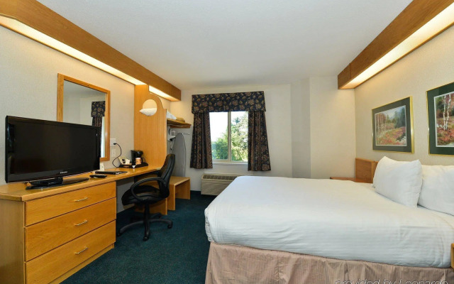 Canadas Best Value Inn - Langley / Vancouver