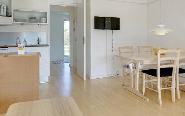 Apartment Aakirkeby
