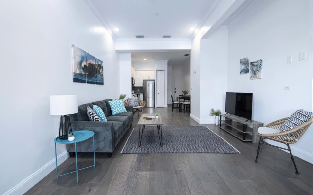 FRONTDESK 1910 E 7th Ave Apts Historic Ybor Tampa