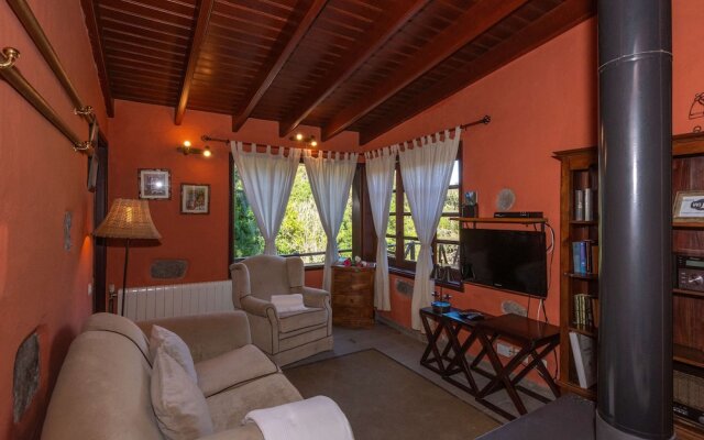 Casa Rural con Piscina Compartida Fontanales II