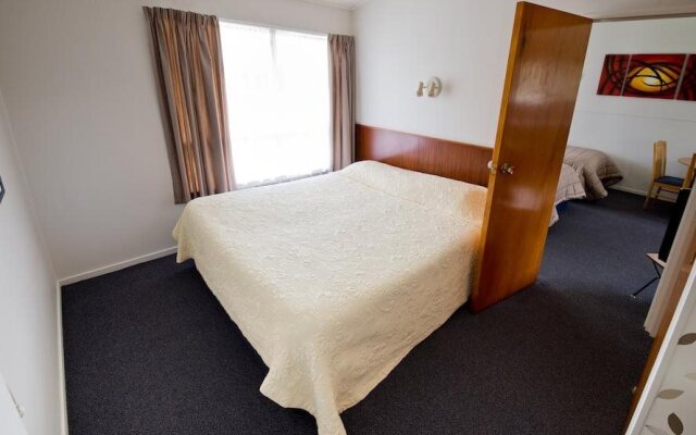 Tower Road Motel