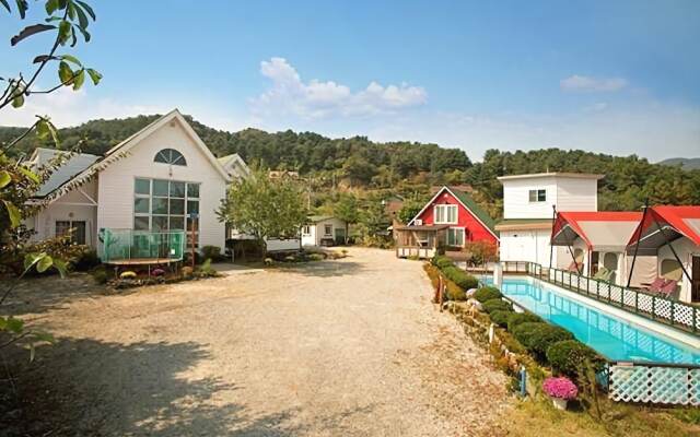 Gapyeong Baobao Glamping Pension