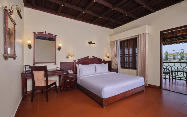 Sterling Lake Palace Alleppey – Guest Rooms – Muhamma
