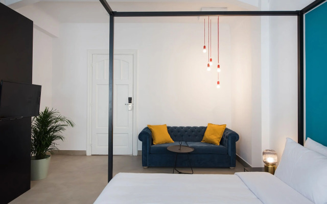 MONK Monastiraki Suites