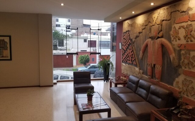 El Brujo Hotel - La Merced