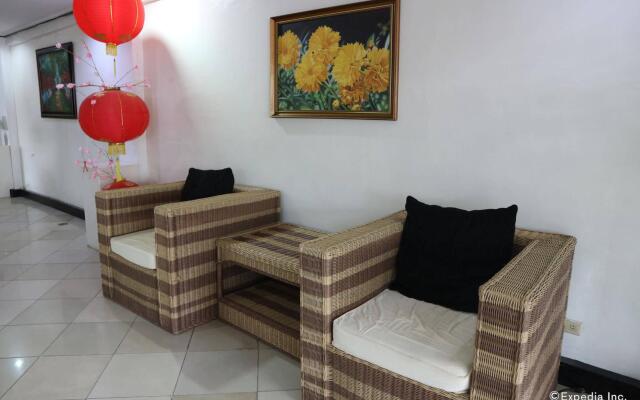 RedDoorz Plus near Mendoza Park