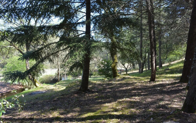 Scappo In Umbria, La Escondida