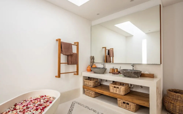 Madura Villa by Betterplace