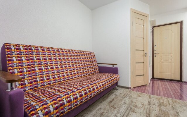 Apt on Chetvyortaya Sovetskaya 8 ap16