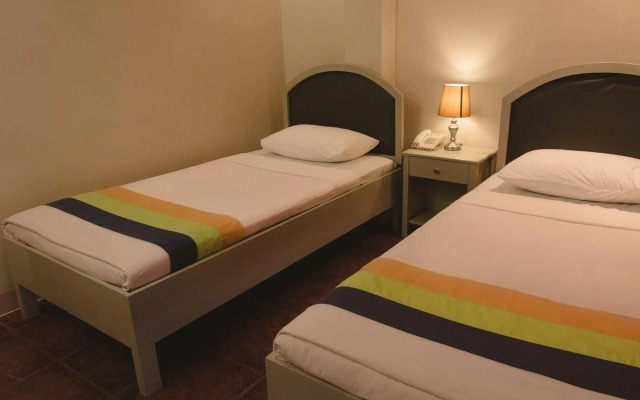 Maribago Seaview Pension and Spa