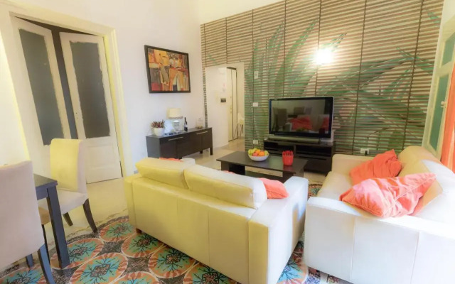 Top Suite 26