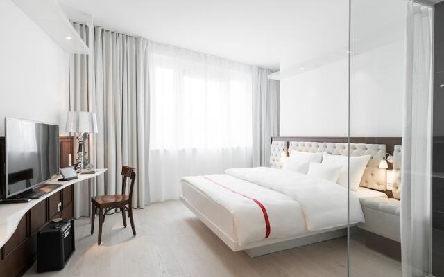 Ruby Stella Hotel London