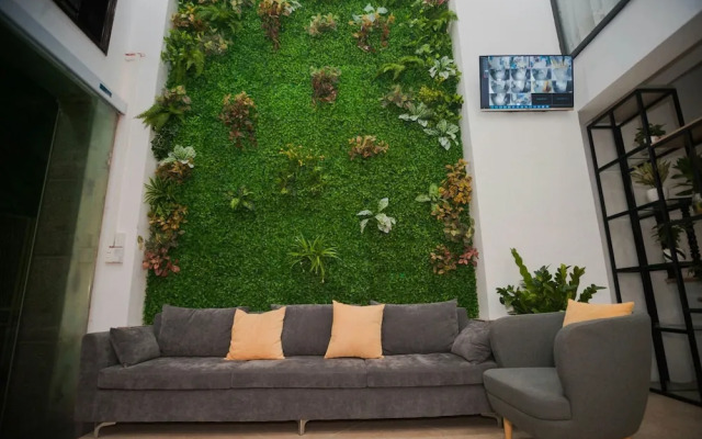AHA Green Hotel & Apartment HN