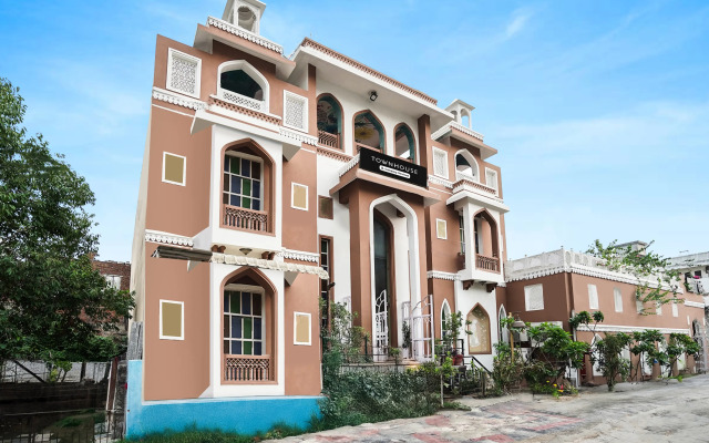 Townhouse OAK Hotel Dev Villas