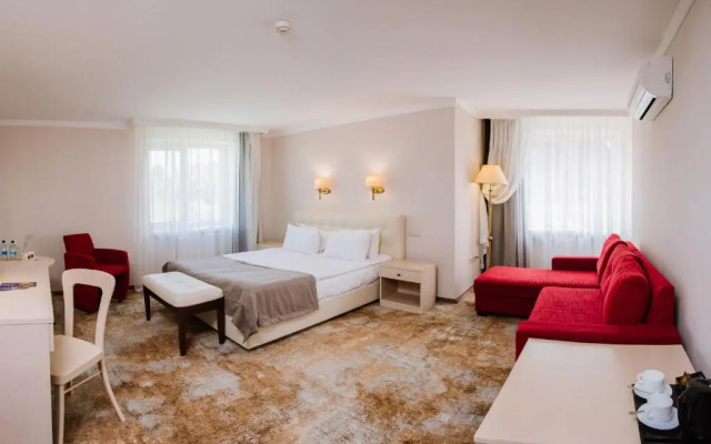 Kyivska Russ Hotel