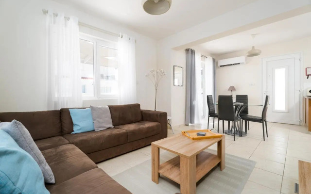 Villa Thalia Dafni 1