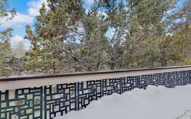 Whispering Forest Chalet #2169