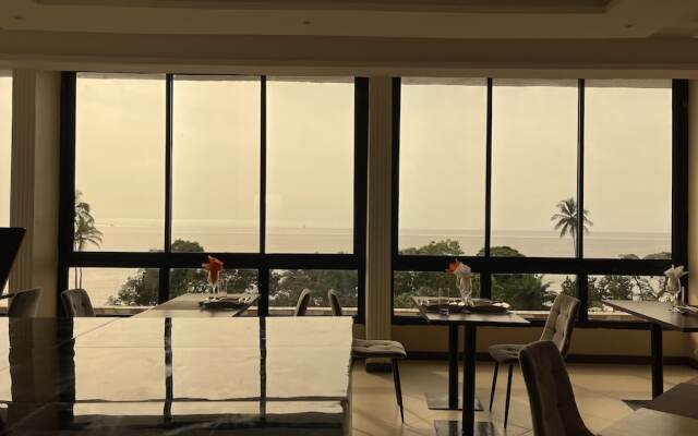 Sky Kenako Hotel