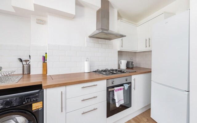 Gyllingeham Suite - Captivating 2BR in Gillingham