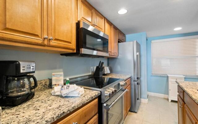 311 Madeira Norte Condo