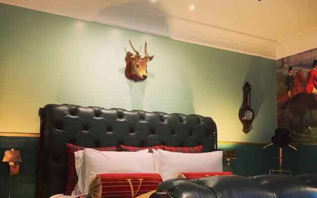 Studio Guest Suites