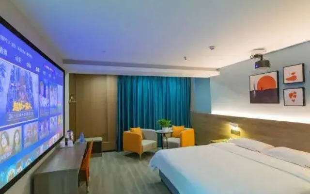 Wuxue Ruiqing Hotel