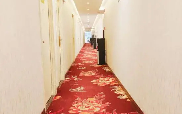 Wowo Art Hotel