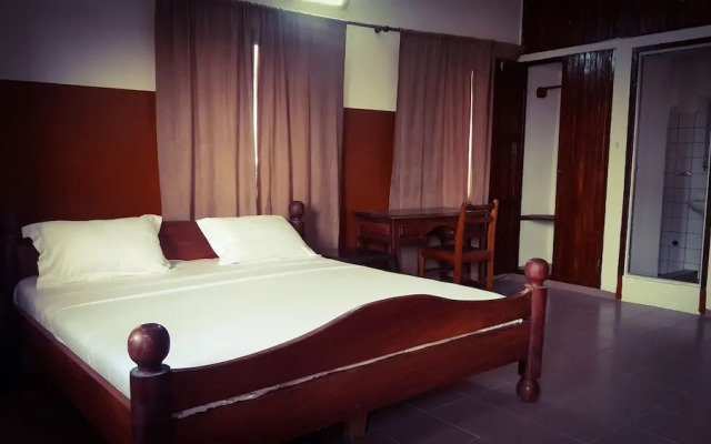 Academia Hotel