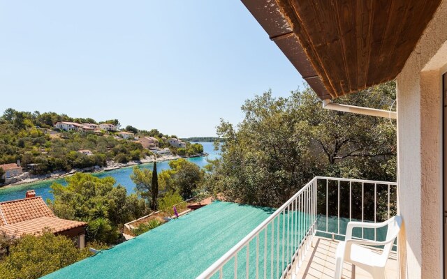 Alluring Cottage With Balcony