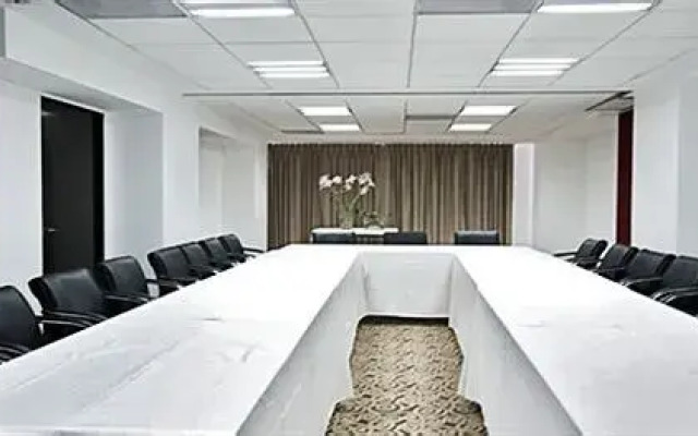 St Isidro Corporate Housing