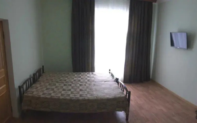 Solnechny Guest House