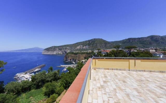 Villa Preziosa Al Pizzo 3 Km Da Sorrento