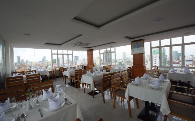 Le Mont Hotel