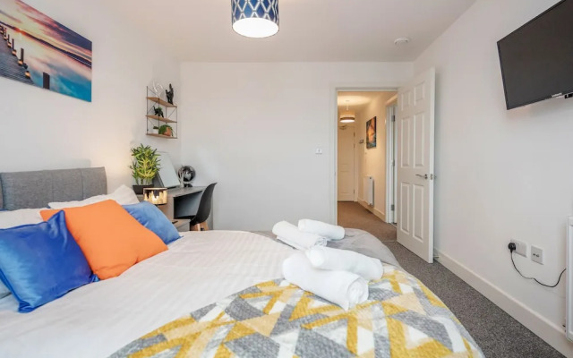 Livestay-spacious Modern One Bed Apt Near Heathrow