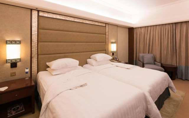 Shangri-La Mactan, Cebu