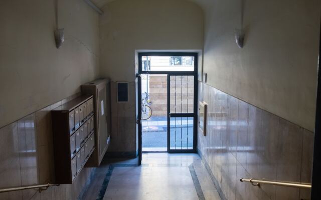 Roma - Via la Spezia 70