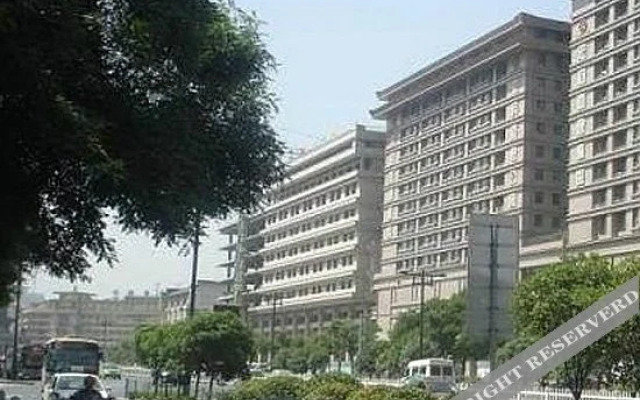 Xinhetai Inn