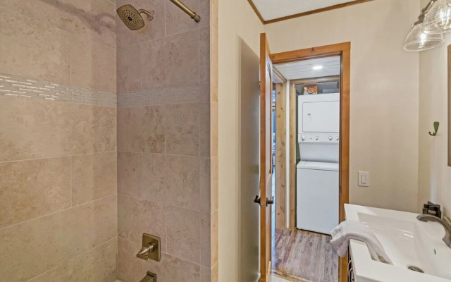 12 Central 2 Bedroom Home by Redawning